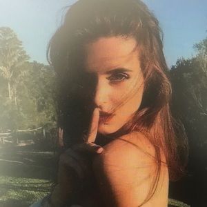 Meet your Posher, Veronica